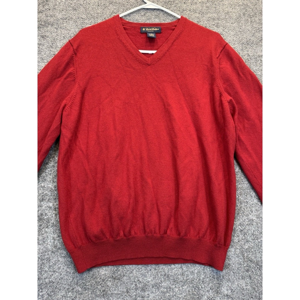 Brooks Brothers Men's Large V-Neck Merino Wool Sweater Red Hong Kong - Picture 2 of 11